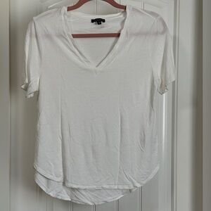 Dynamite V neck t shirt